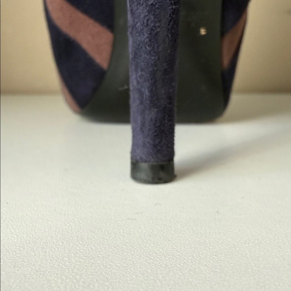 Bruno Magli Women's Ankle Boots in Navy and Brown - Picture 11 of 14